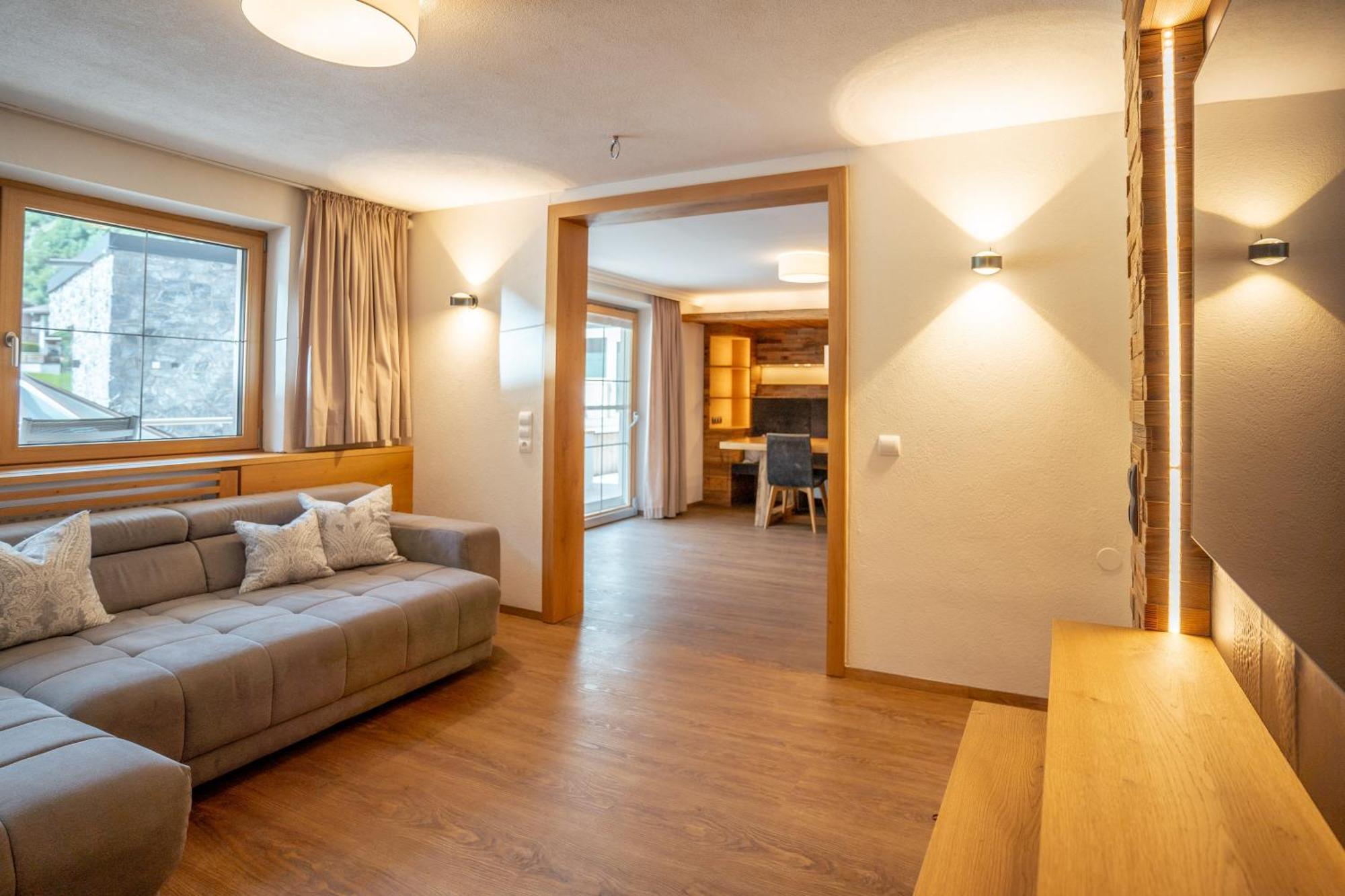 Familotel Kindl Neustift im Stubaital Exterior photo